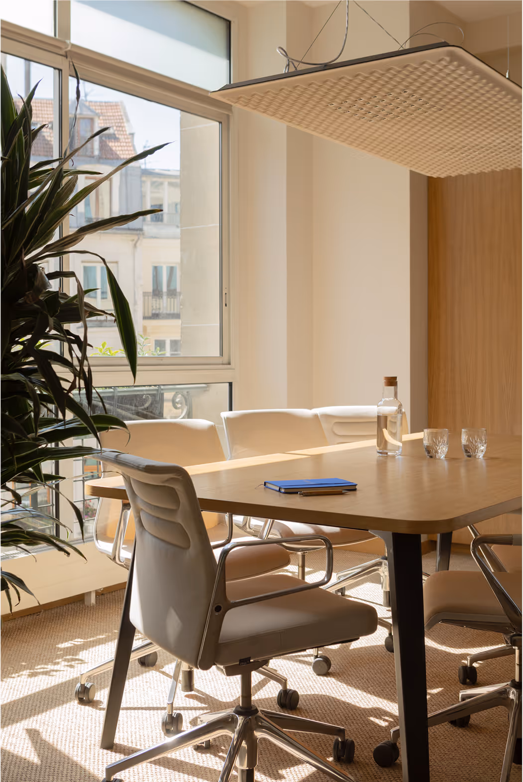 Klam — BUREAU SENTIER LOUVRE - ETAGE 2